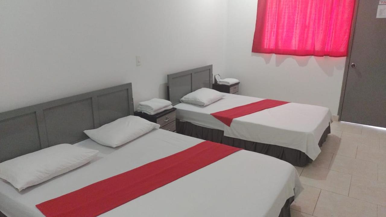 Hotel Gueicer กูกูตา ภายนอก รูปภาพ
